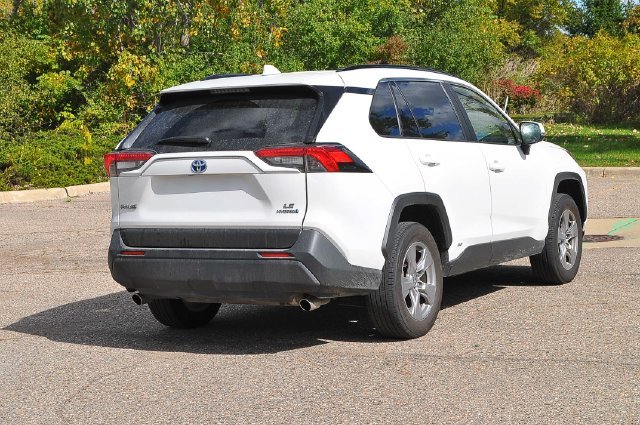 Used 2023 White Toyota LE image 3