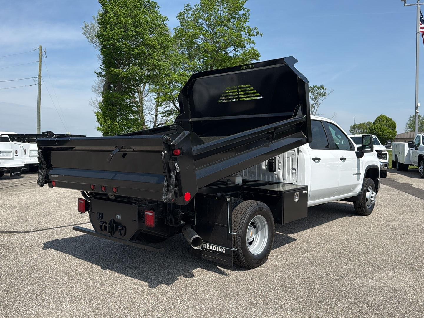 New 2026 Summit White Chevrolet Work Truck image 15