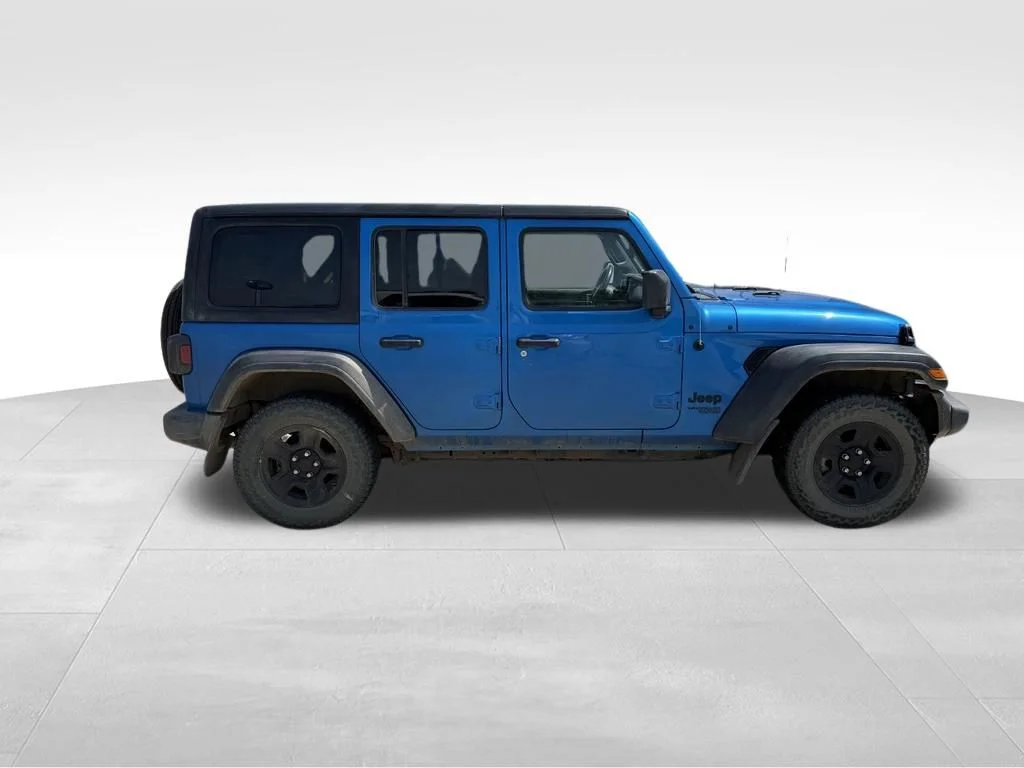 Used 2021 Blue Jeep Unlimited Sport image 3