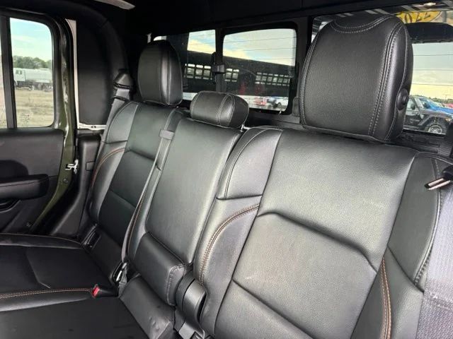 Used 2022 Green Jeep Mojave image 22