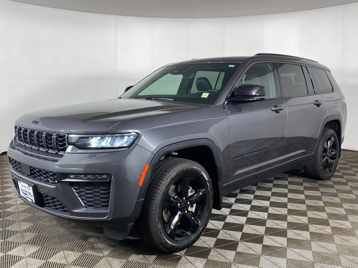 Used 2026 Baltic Gray Metallic Clearcoat Jeep Limited image 2