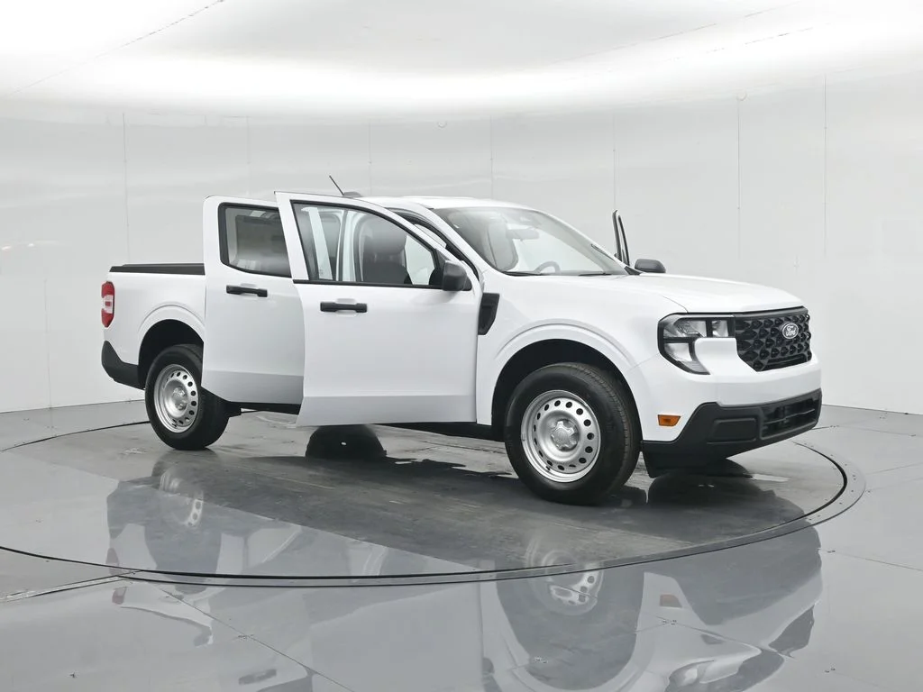New 2026 Oxford White Ford XL image 29