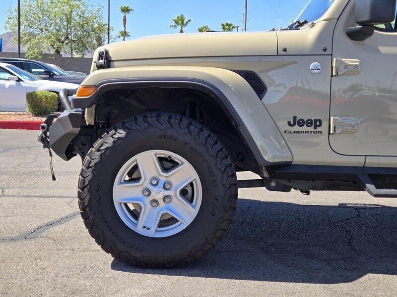 Used 2020 Gobi Clearcoat JEEP SPORT S 4X4 image 9