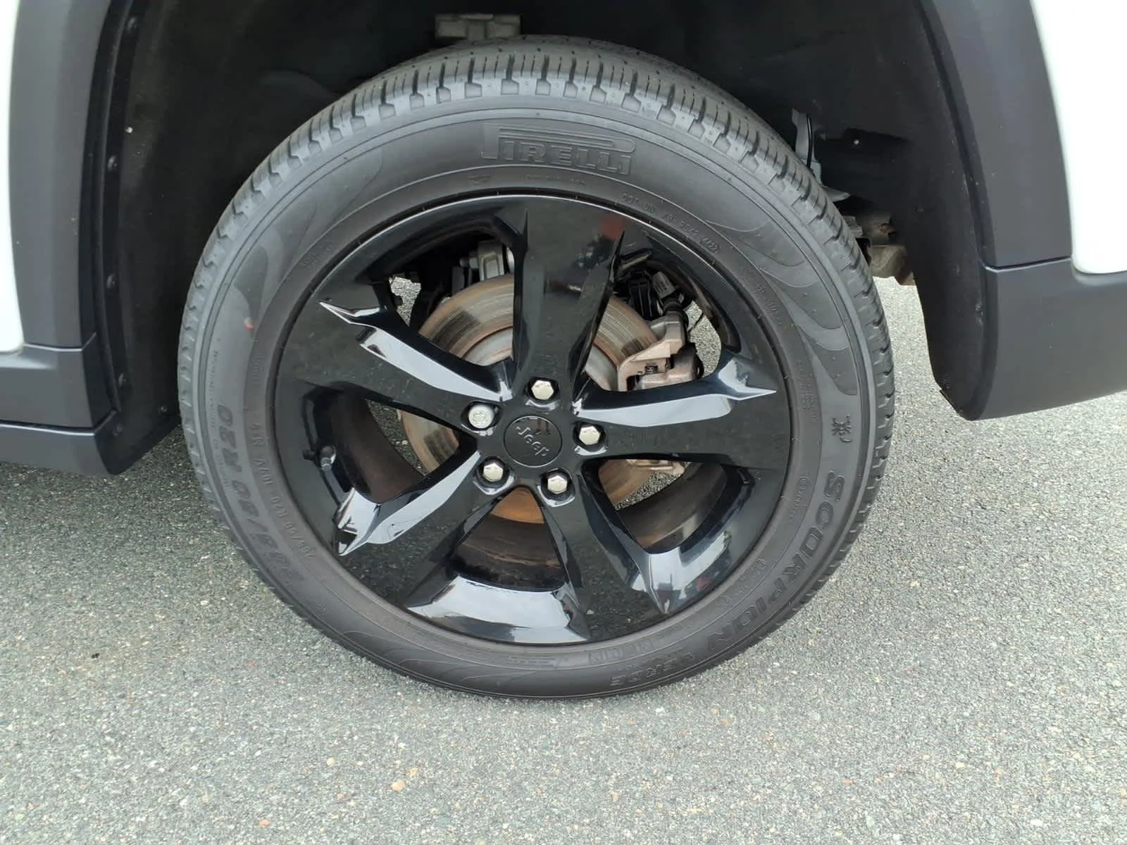 Used 2023 Bright White Clearcoat Jeep Limited image 13