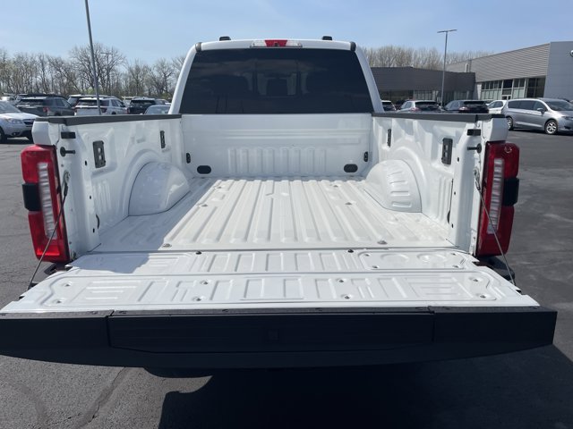 New 2026 Star White Metallic Tri-Coat Ford F-350® Lariat® image 5