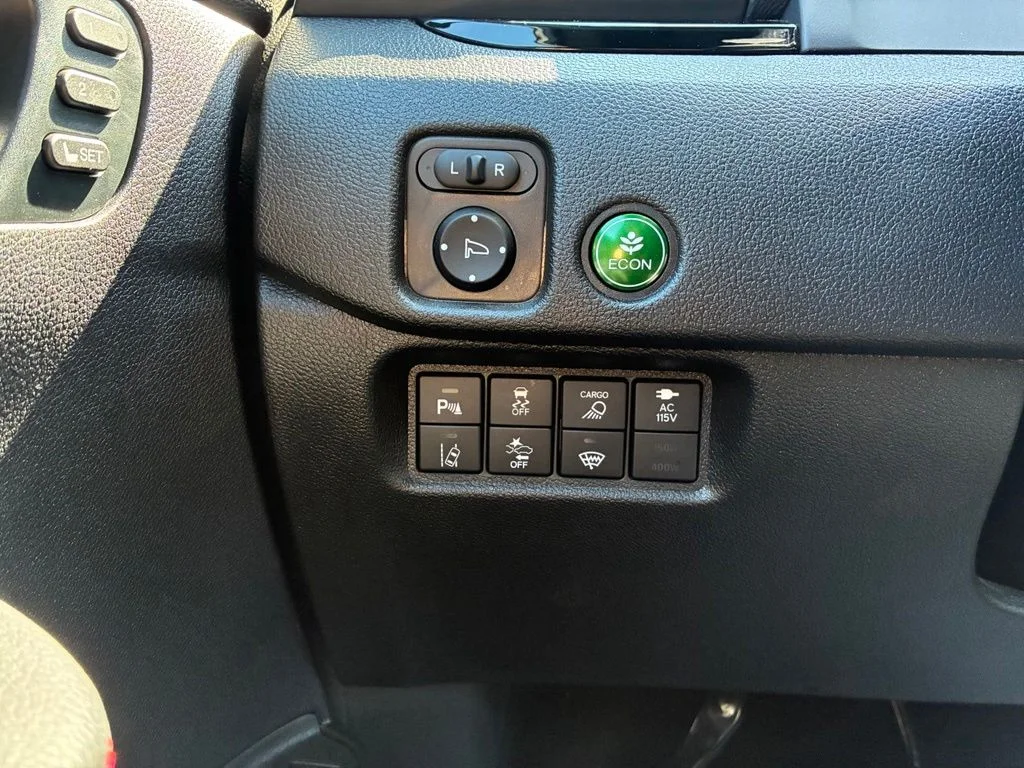 Used 2023 White Honda Black Edition image 51