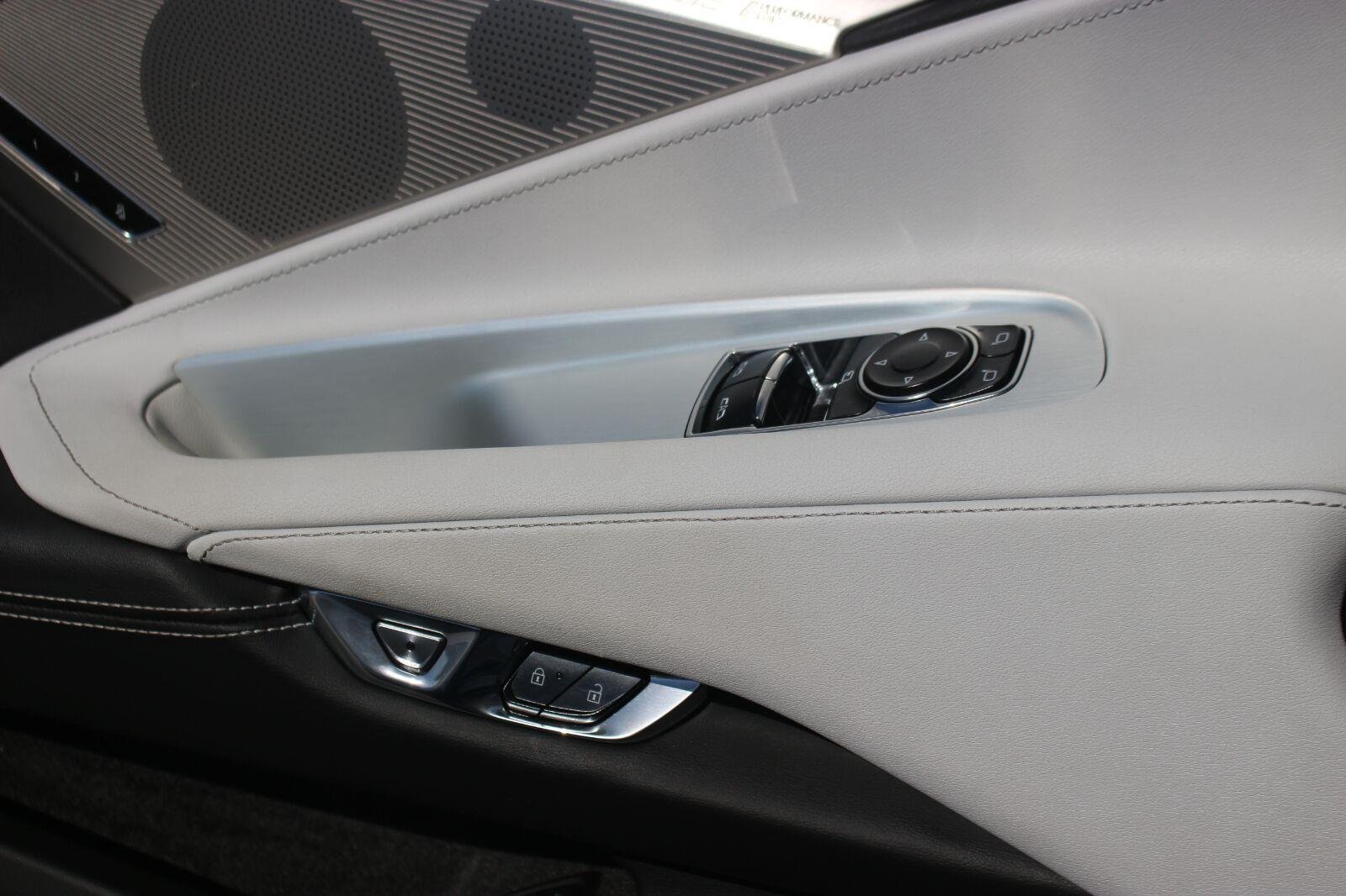 Used 2020 ARCTIC WHITE Chevrolet 2LT image 14
