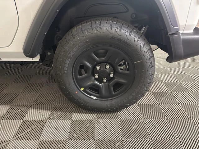 New 2026 Bright White Clear-Coat Exterior Paint Jeep Sport image 41