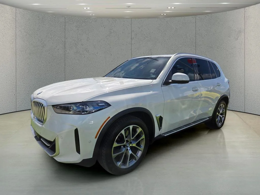 Used 2026 White BMW xDrive40i image 9