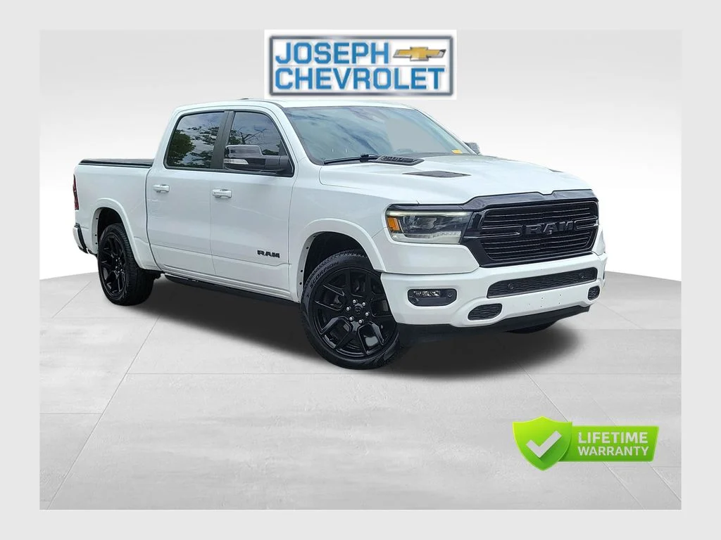 2021 RAM 1500 Laramie 4x4 Crew Cab 5'7's photo