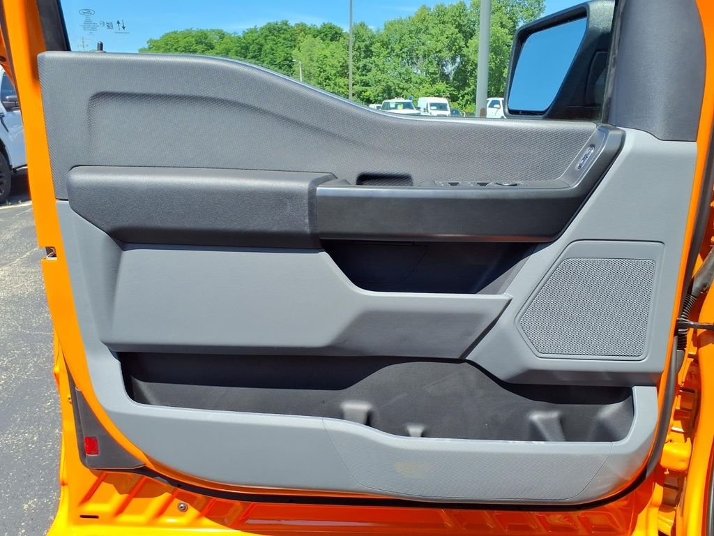 New 2026 Agate Black Metallic Ford XL image 19