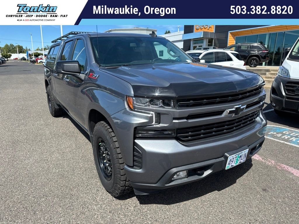 Used 2021 Gray Chevrolet RST image 1