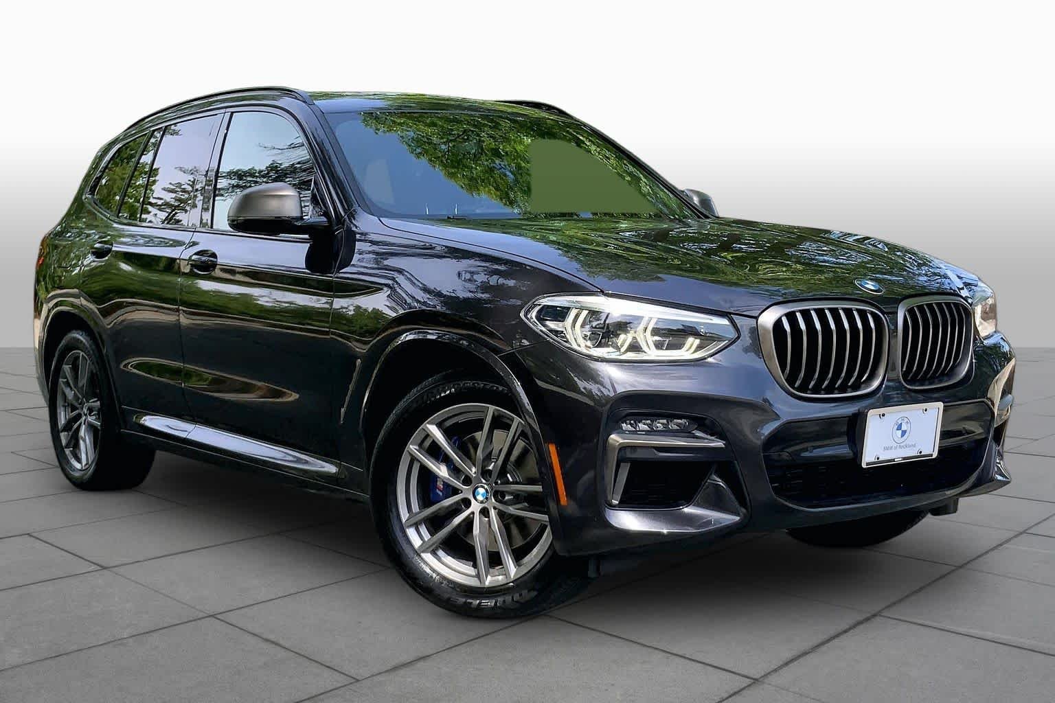 Used 2020 Dark Graphite Metallic BMW M40i image 2