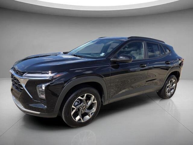 Used 2024 Mosaic Black Metallic Chevrolet LT image 9