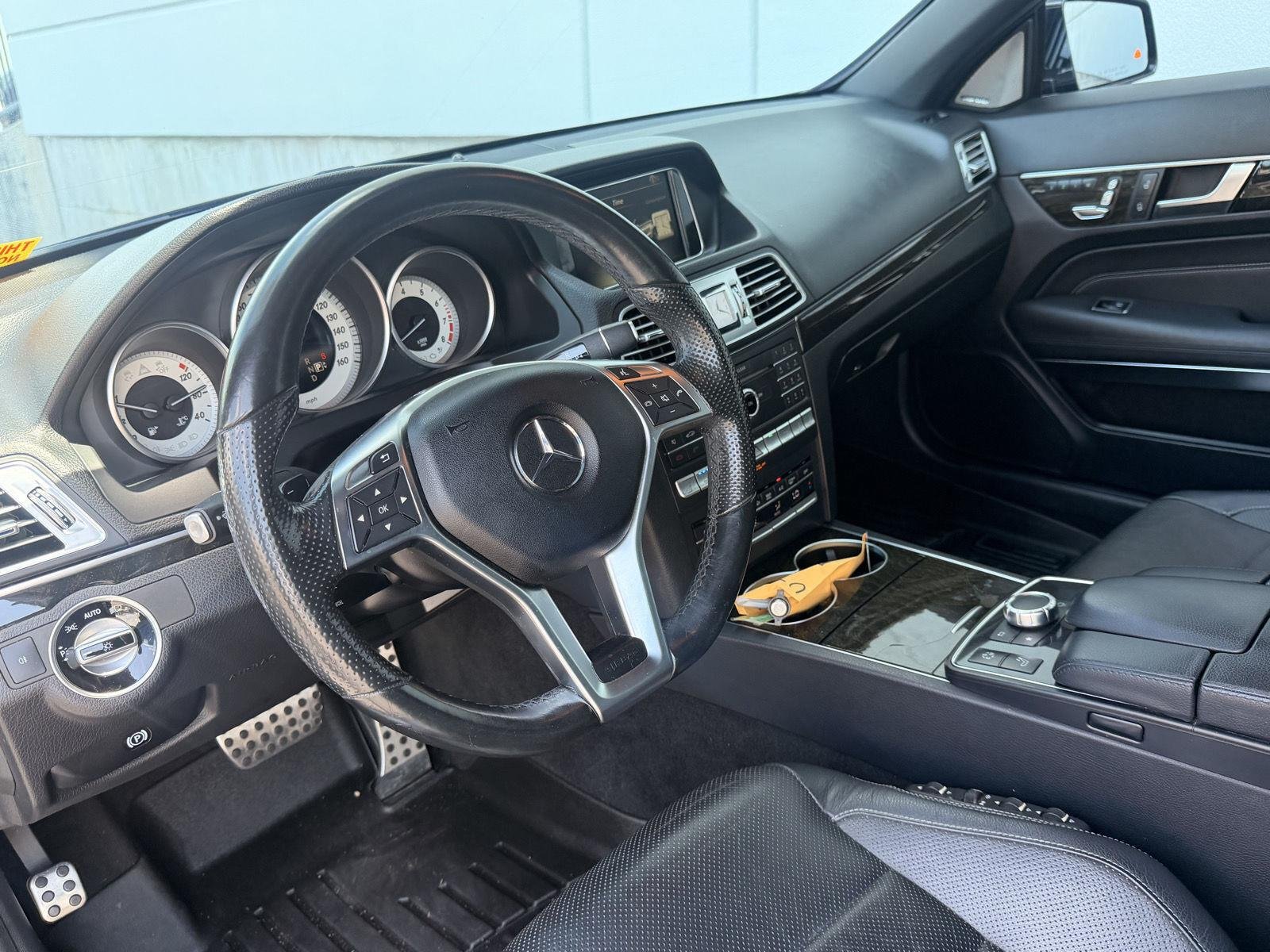 Used 2016 Black Mercedes-Benz E 400 image 8