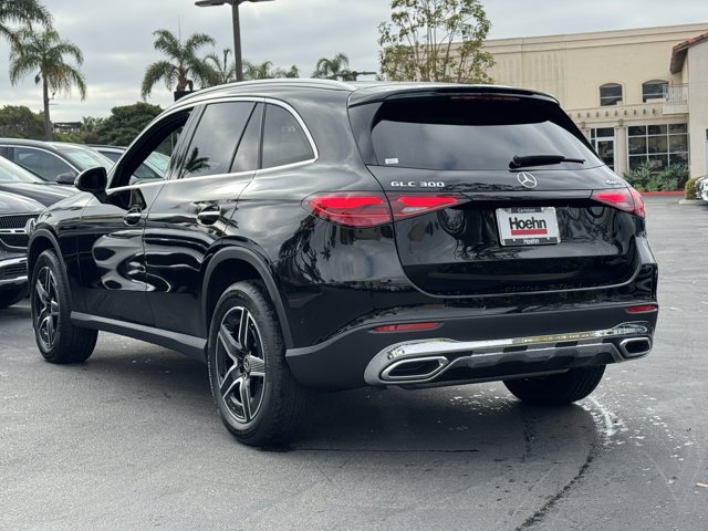 New 2026 Black Mercedes-Benz GLC 300 image 7