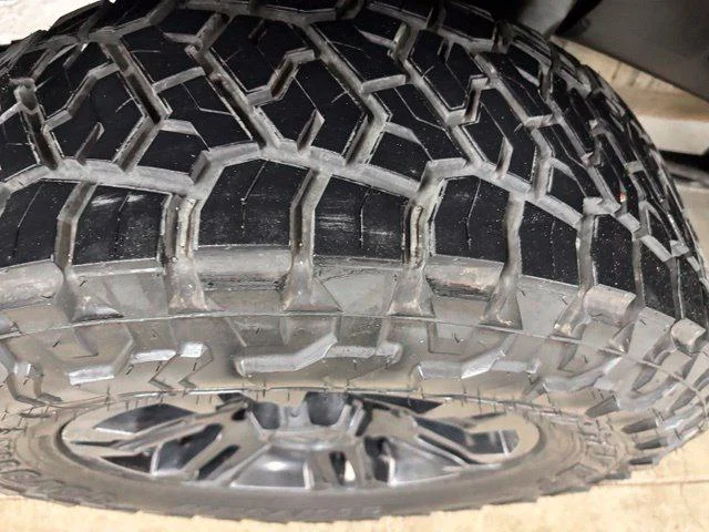 Used 2021 MAGNETIC GRAY MET. Toyota  image 7