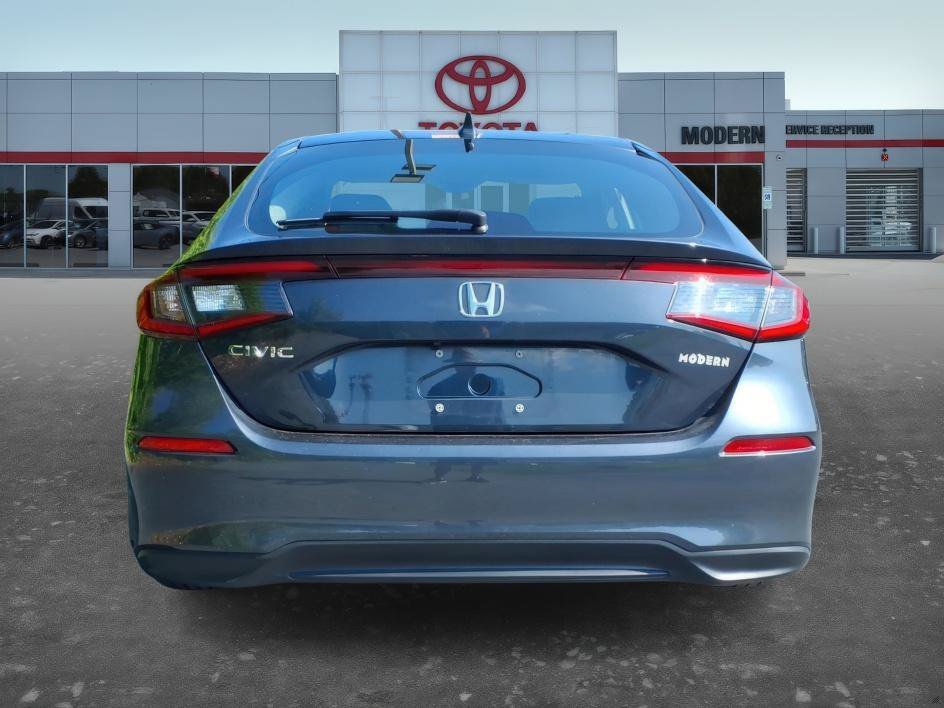 Used 2024 Gray Metallic Honda EX-L image 4