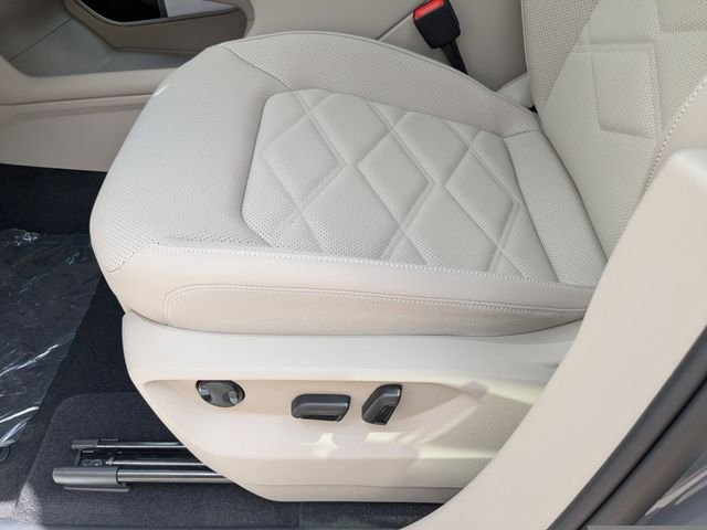 2026 Volkswagen Atlas SE w/Tech - Photo 21