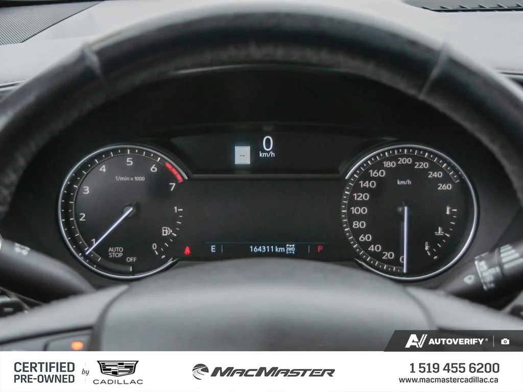 Used 2020  Cadillac Premium Luxury image 18