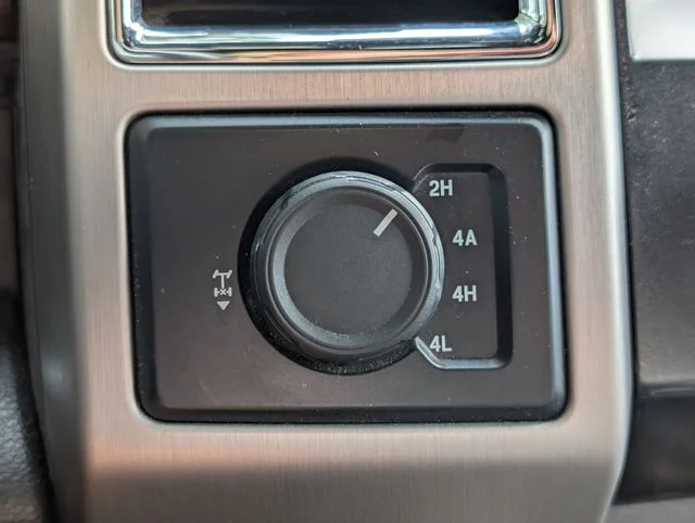 Used 2015 Guard Metallic Ford Platinum image 20