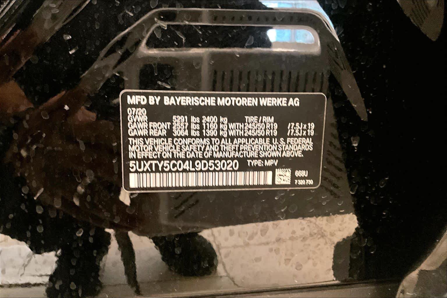 Used 2020 Jet Black BMW xDrive30i image 32