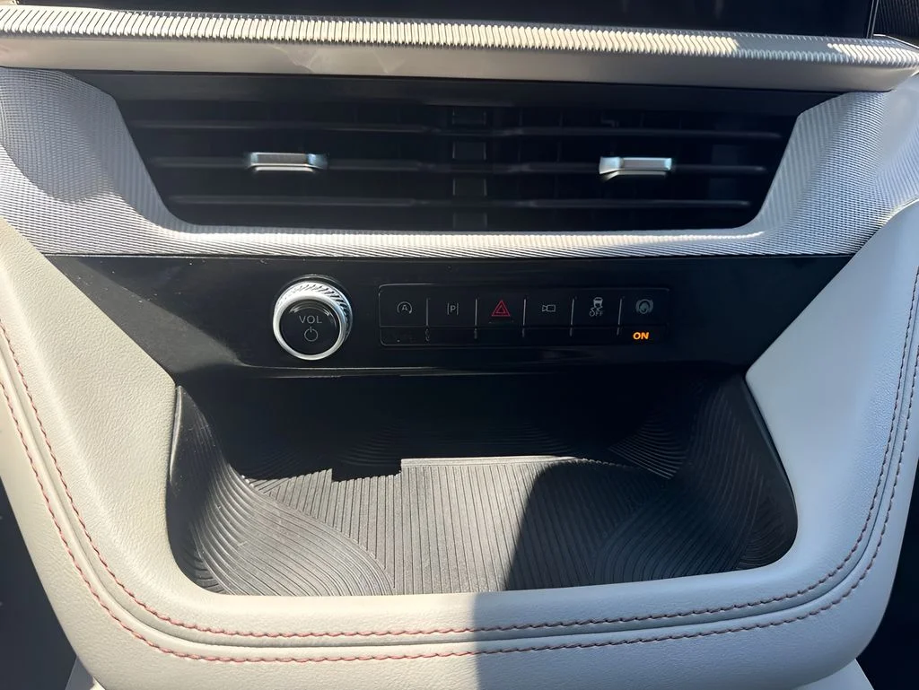 Used 2025 Black Ford Active image 20