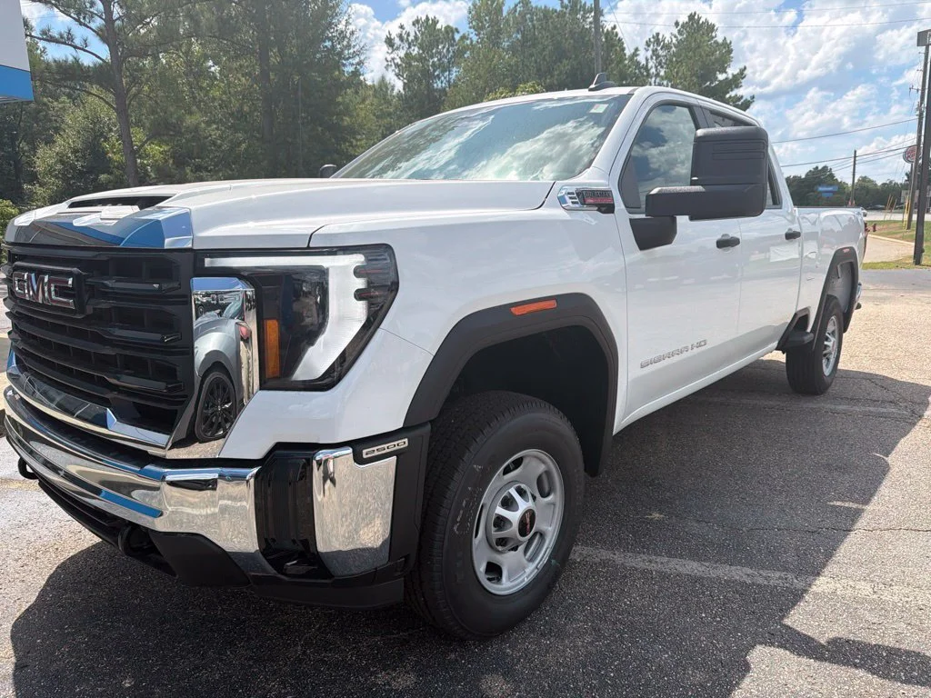 New 2026 Summit White GMC Pro image 1