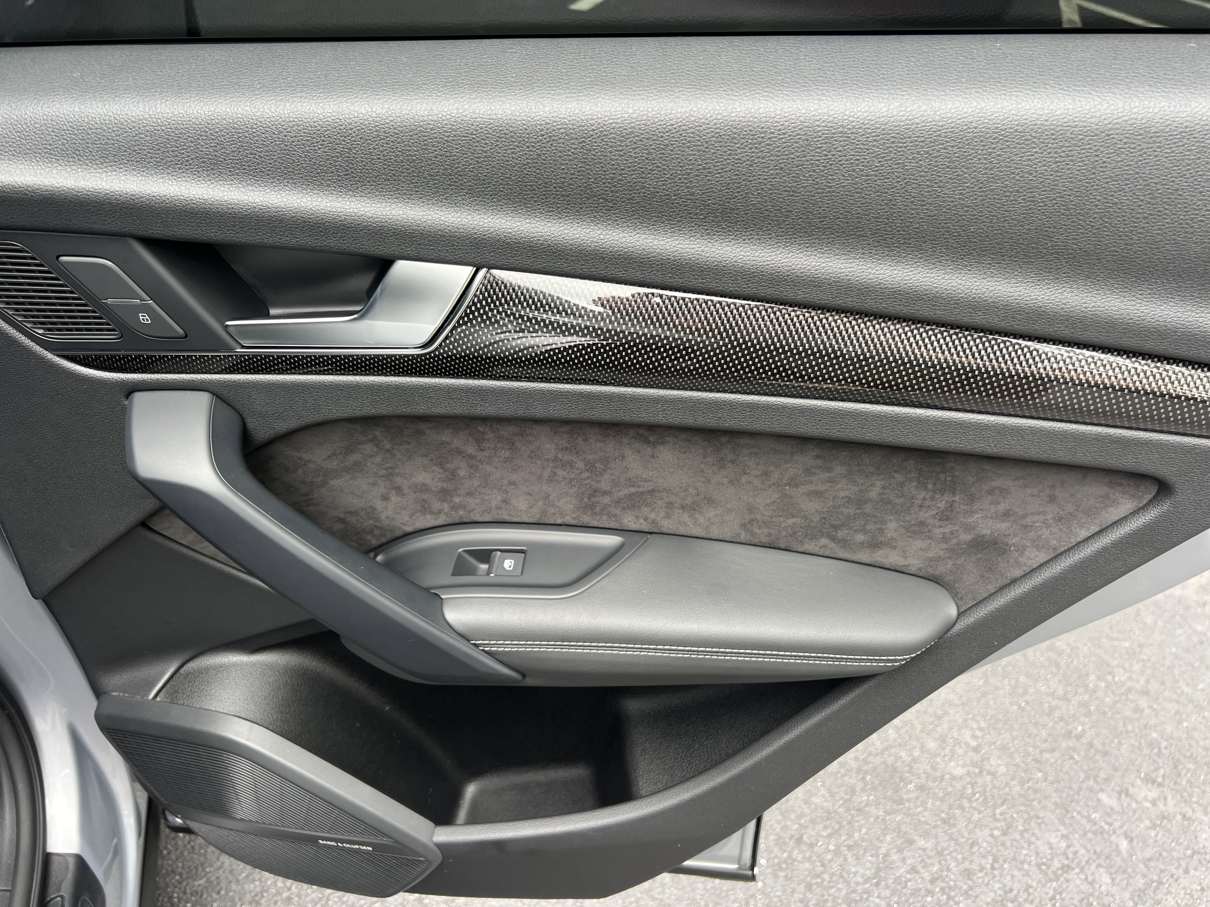 Used 2019 Florett Silver Metallic Audi Premium Plus image 21
