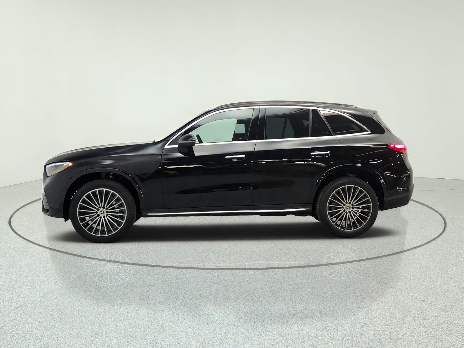 2026 Mercedes-Benz GLC Base - Photo 29