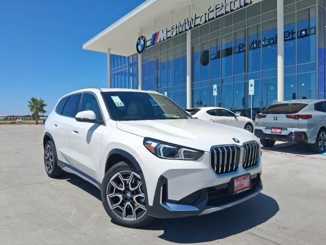 2026 BMW X1 xDrive28i's photo
