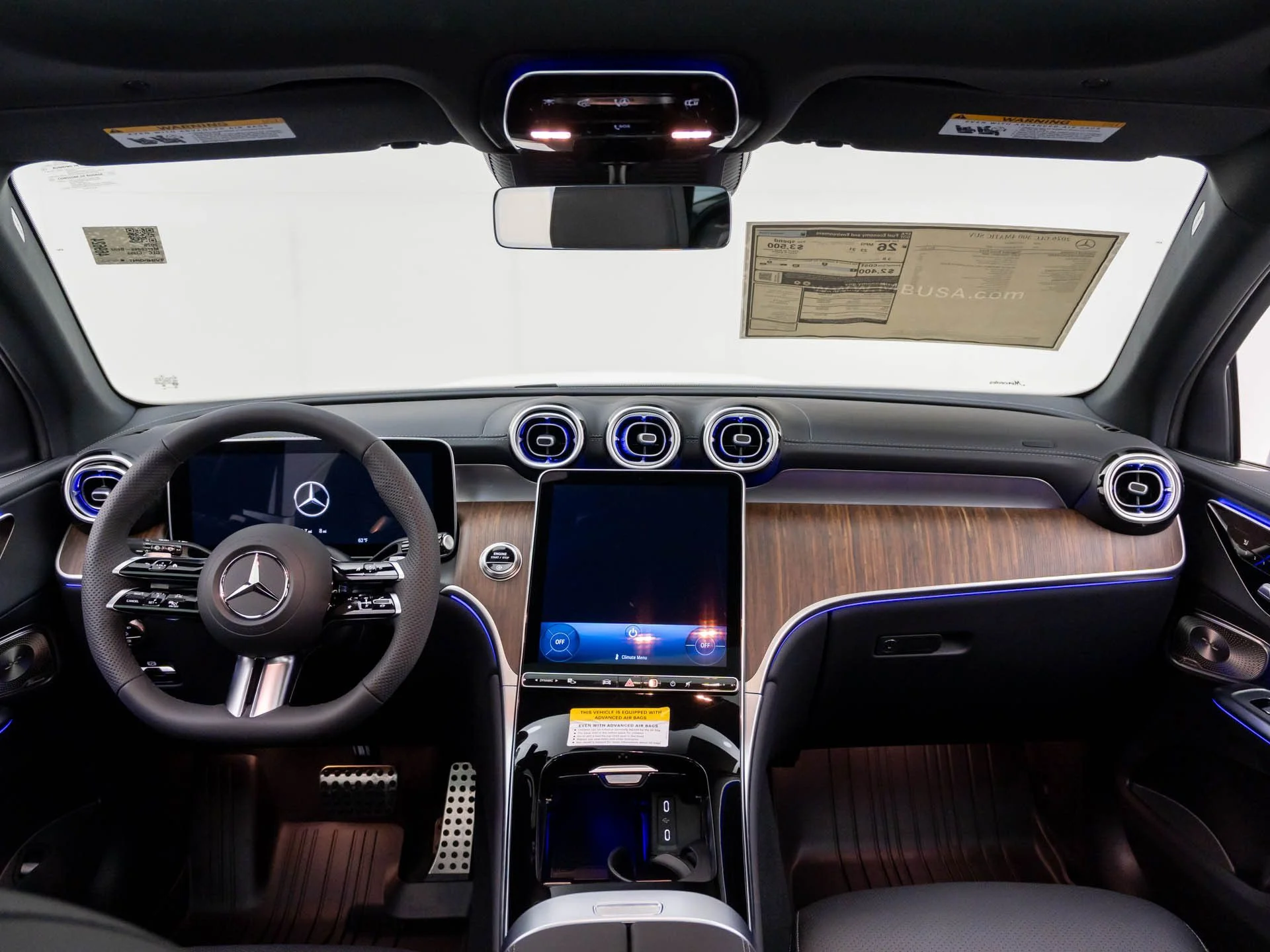 New 2026 White Mercedes-Benz GLC 300 image 10