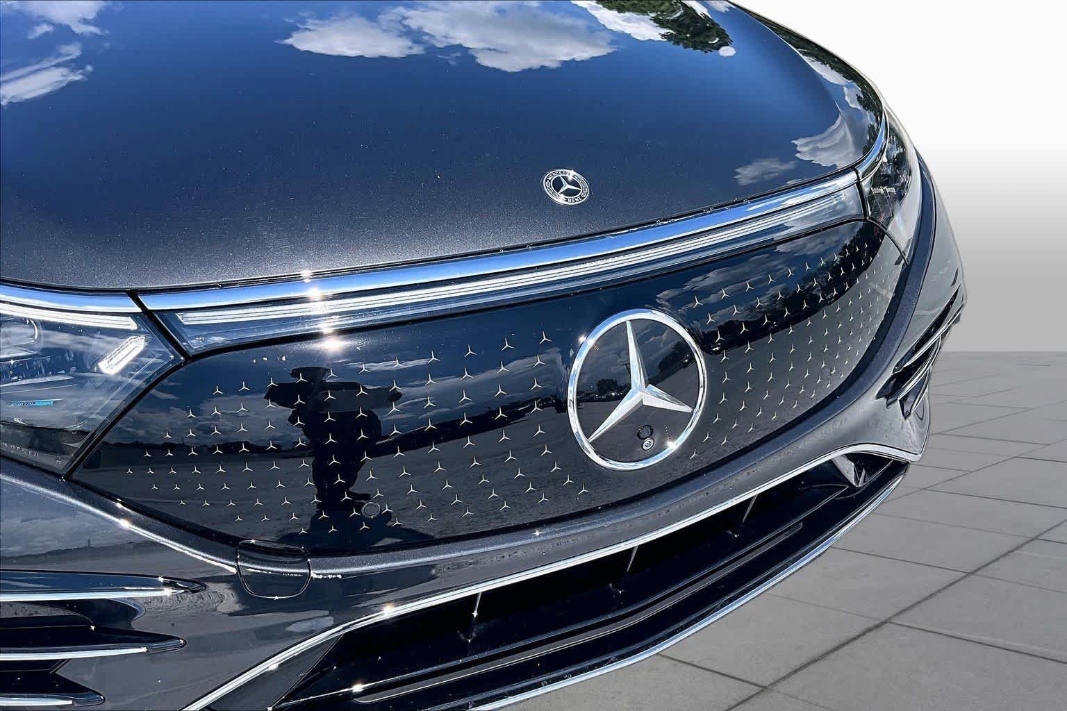 Certified Used 2023 Graphite Grey Metallic Mercedes-Benz EQS 580 image 29