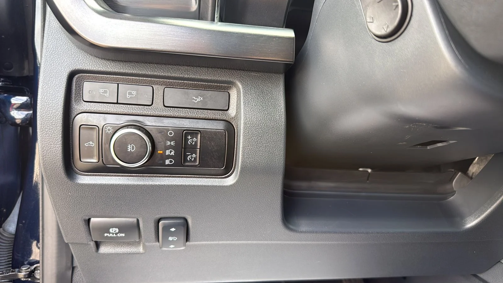 Used 2024 Blue Ford Lariat image 17