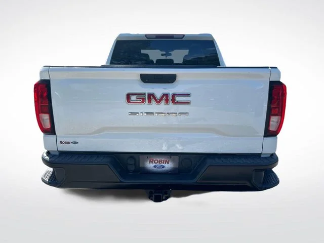 Used 2019 Summit White GMC Base image 4