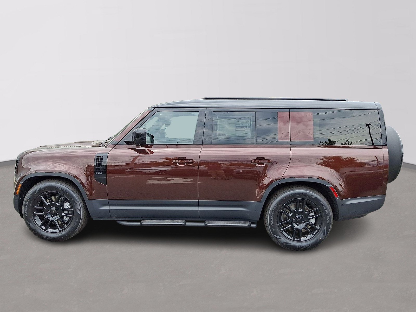 New 2026 Sedona Red LAND ROVER S image 5