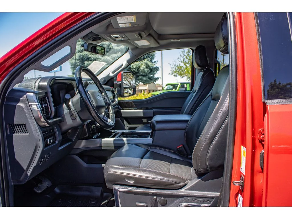 Used 2023 Rapid Red Metallic Tinted Clearcoat Ford LARIAT image 32