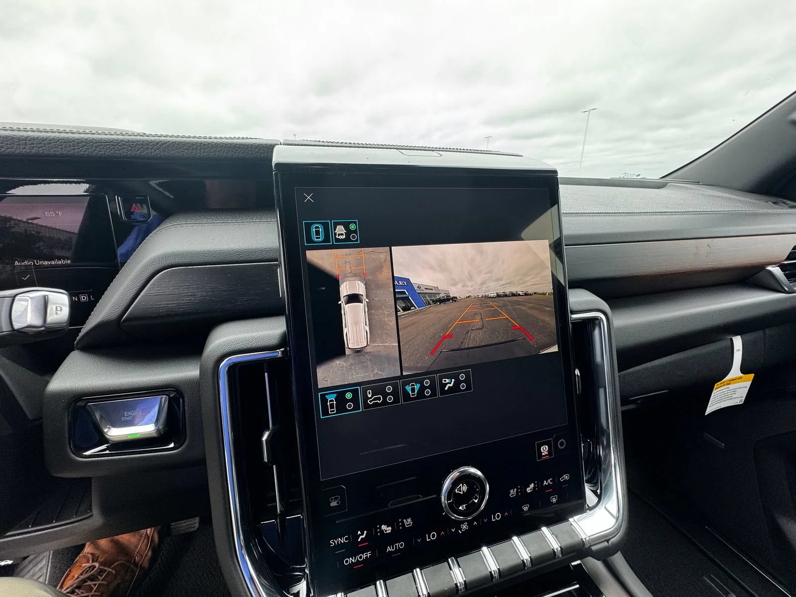 2026 GMC Yukon XL Denali - Photo 20