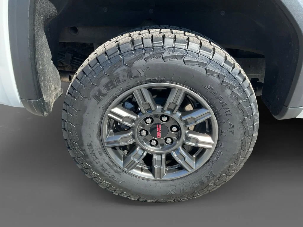 Used 2024 Summit White GMC AT4X image 10