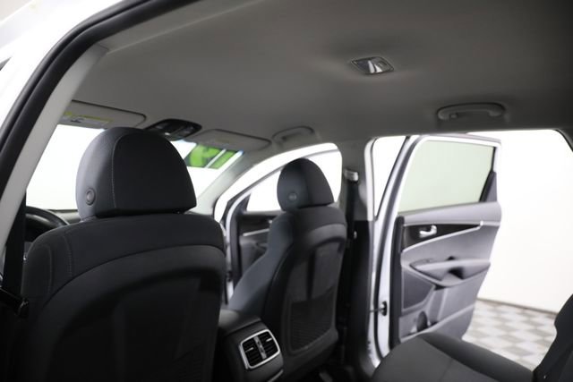 Used 2019 White Kia 2.4L LX image 21