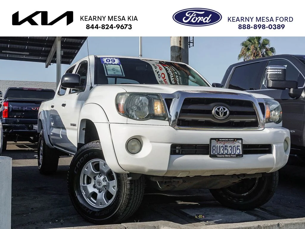 Used 2009 White Toyota PreRunner image 1