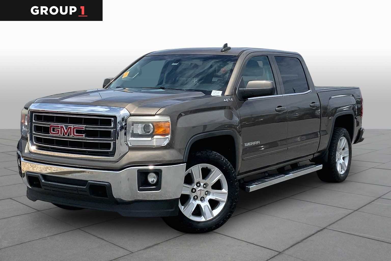 2015 GMC Sierra 4WD Crew Cab SLE SWB's photo