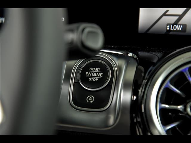 2025 Mercedes-Benz GLB Base - Photo 16