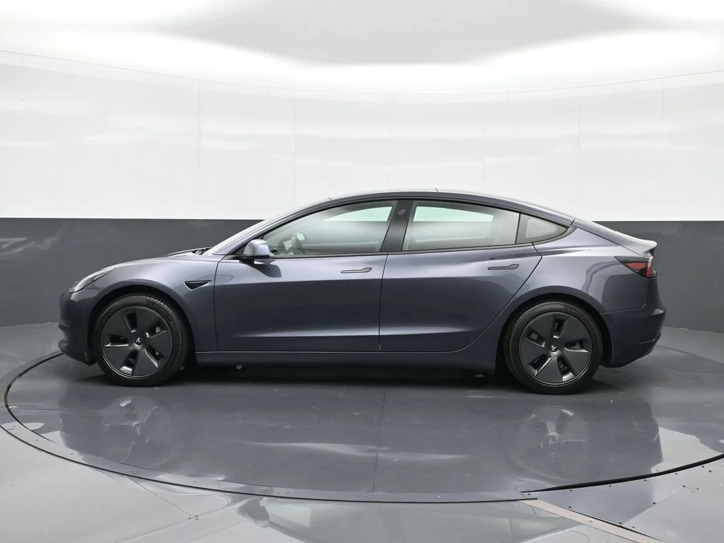 Used 2021 Gray Tesla Standard Range Plus image 5