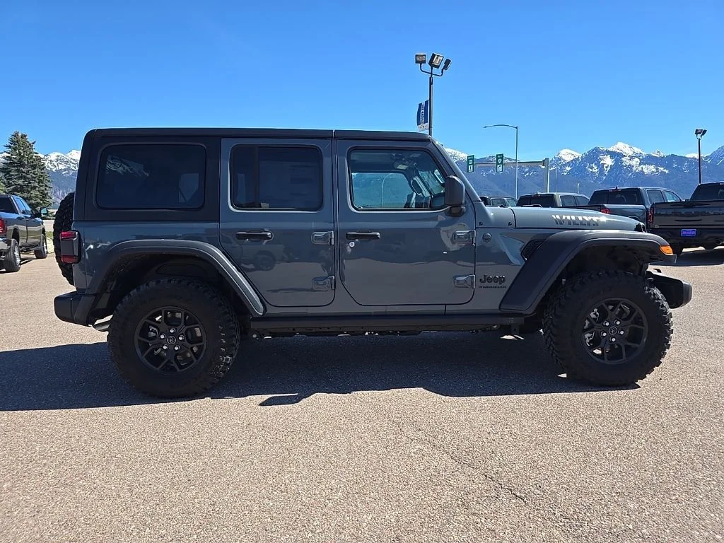 2025 Jeep Wrangler 4-Door Willys - Photo 8