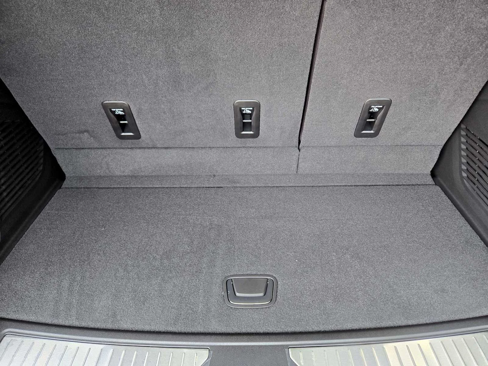 2026 GMC Yukon Denali - Photo 21
