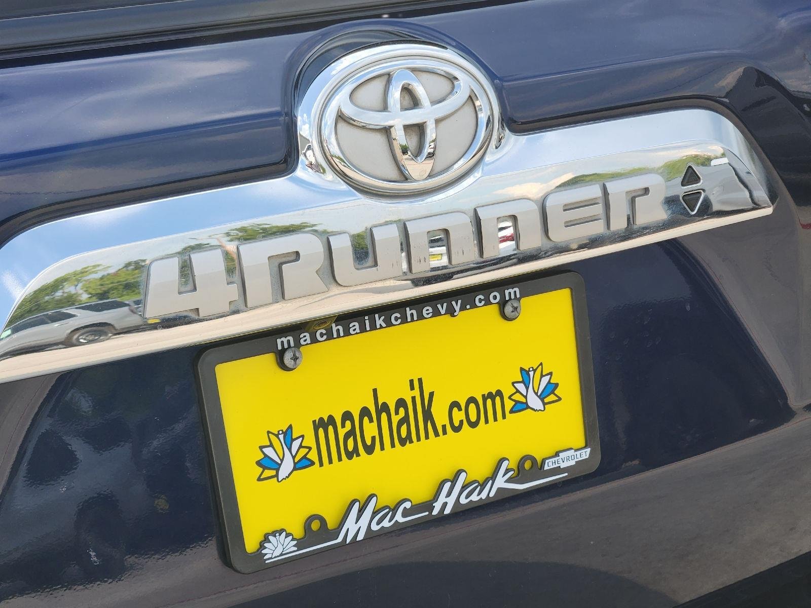 2018 Toyota 4Runner photo 12 of 34