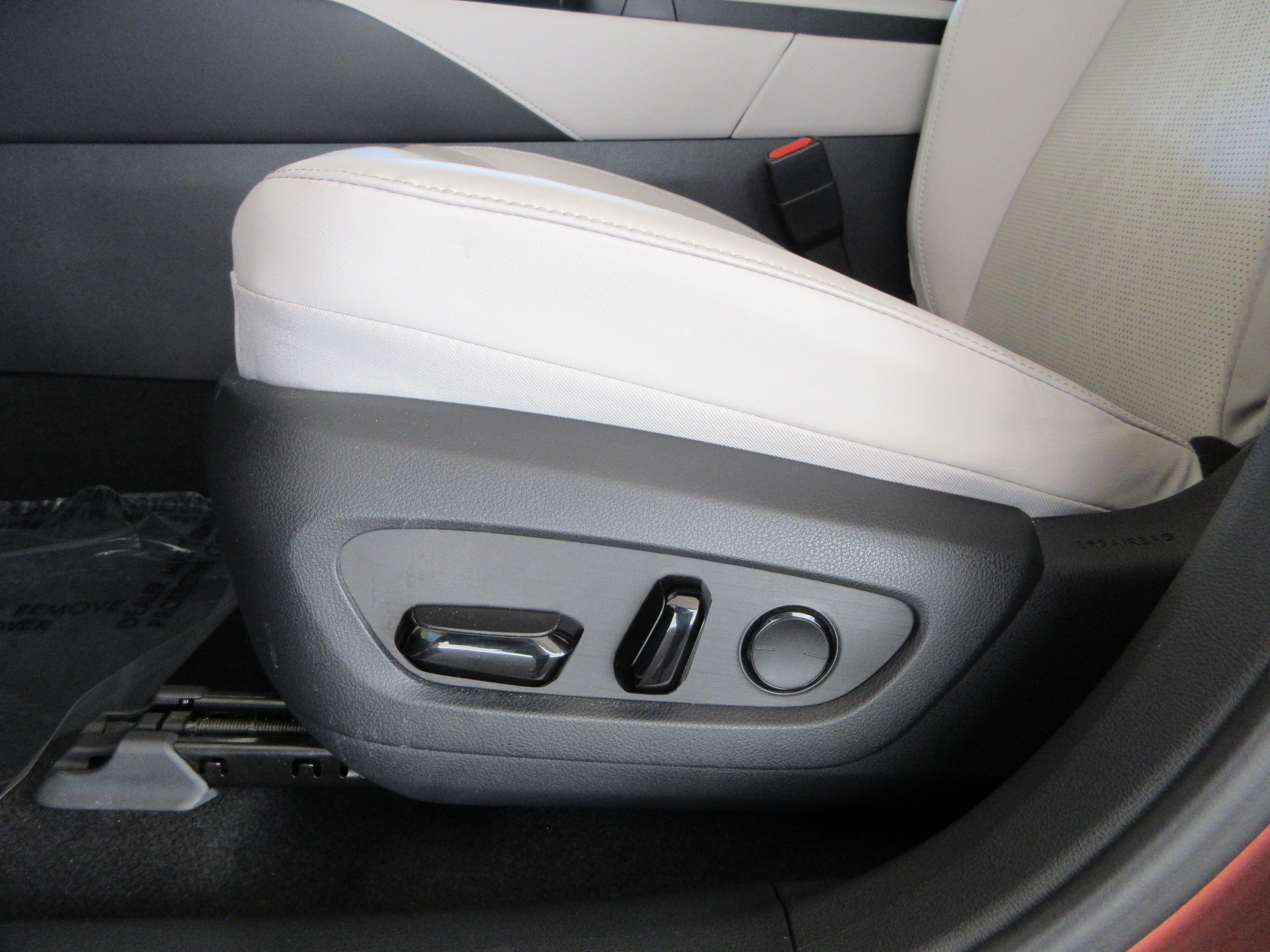 Used 2023 Copper Crest Lexus 350h Premium Plus image 31
