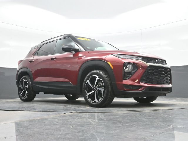 Used 2023 Red Chevrolet RS image 23