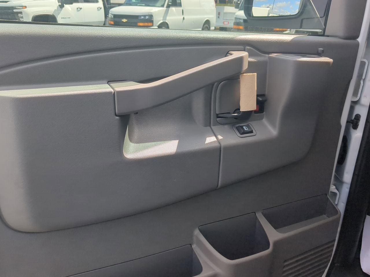 New 2025 Summit White GMC Work Truck image 19